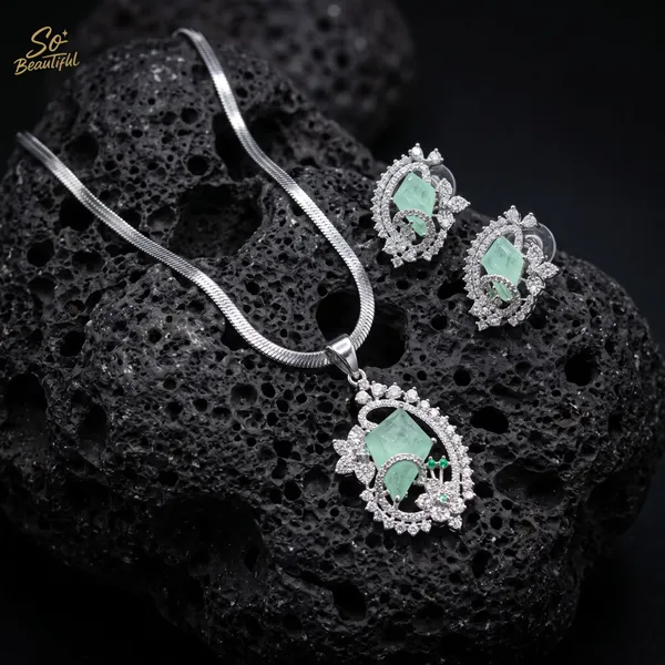 cz_chain_pendant_with_earrings