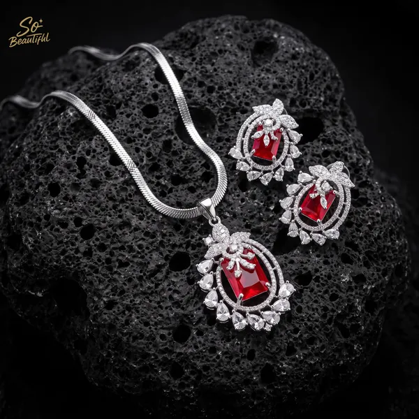 cz_chain_pendant_with_earrings