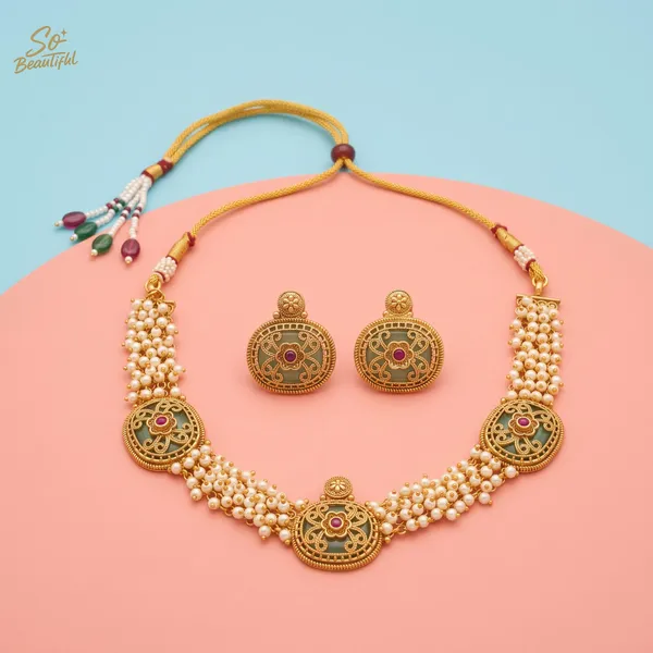 gold_necklace_set_with_pearls