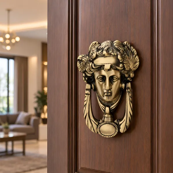 Antique_Finish_Queen_Door_Knocker