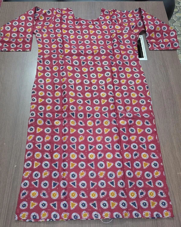 Maroon_Printed_Straight_Kurta_Pant_set_for_Women_&_Girls