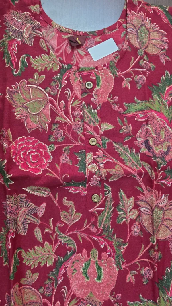 Maroon_Floral_Print_Straight_Kurti_Pant_set_for_Women_&_Girls