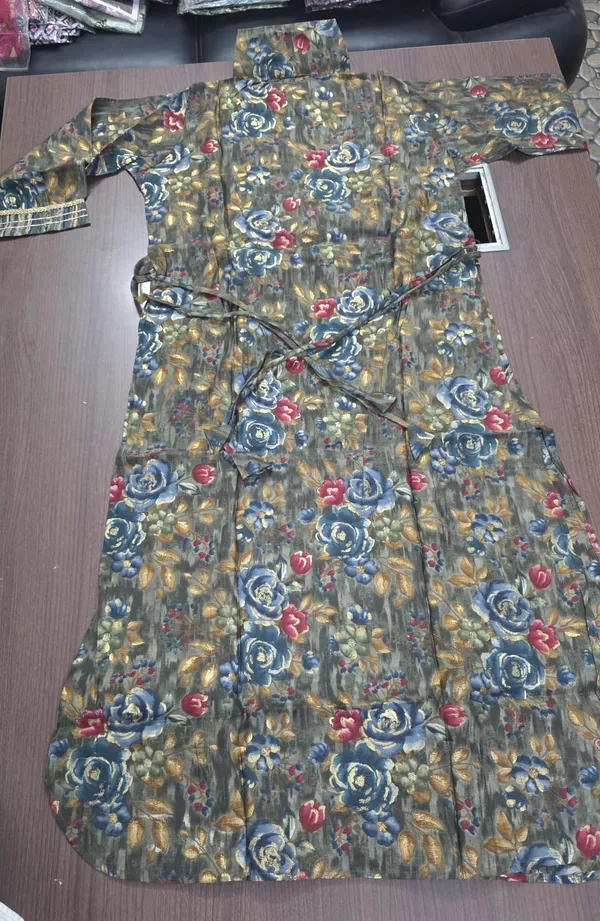 Grey_Floral_Print_Afghani_KURTI_SALWAR_set_for_Women_&_Girls
