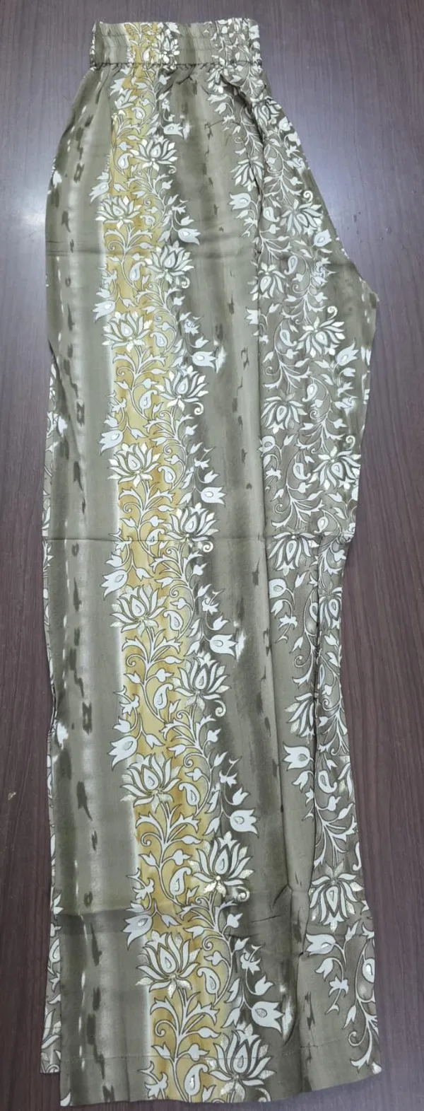 Olive_PrintedCo-ord_Set_for_Women_&_Girls