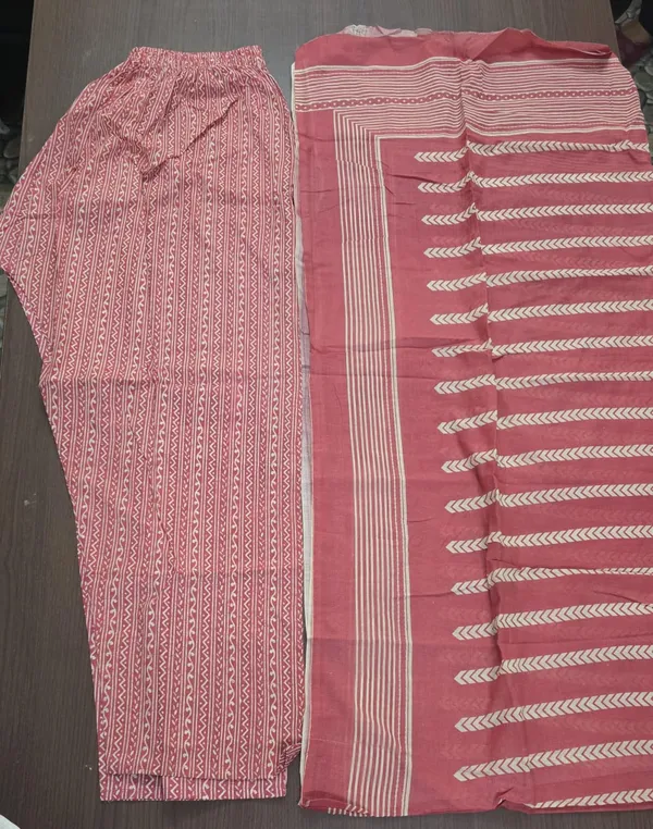 Red_Printed_Straight_Kurta_Pant_Dupatta_set_for_Women