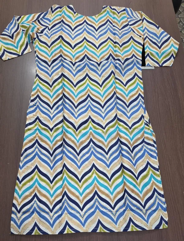 Multicolor_Chevron_Print_Straight_Kurta_Pant_set_for_Women_&_Girls