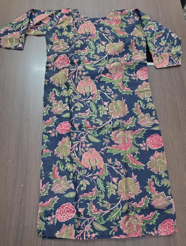 Navy_Blue_Floral_Print_Straight_Kurti_Pant_set_for_Women_&_Girls