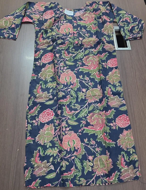 Navy_Blue_Floral_Print_Straight_Kurti_Pant_set_for_Women_&_Girls