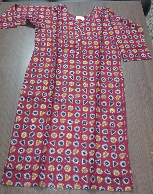 Maroon_Printed_Straight_Kurta_Pant_set_for_Women_&_Girls