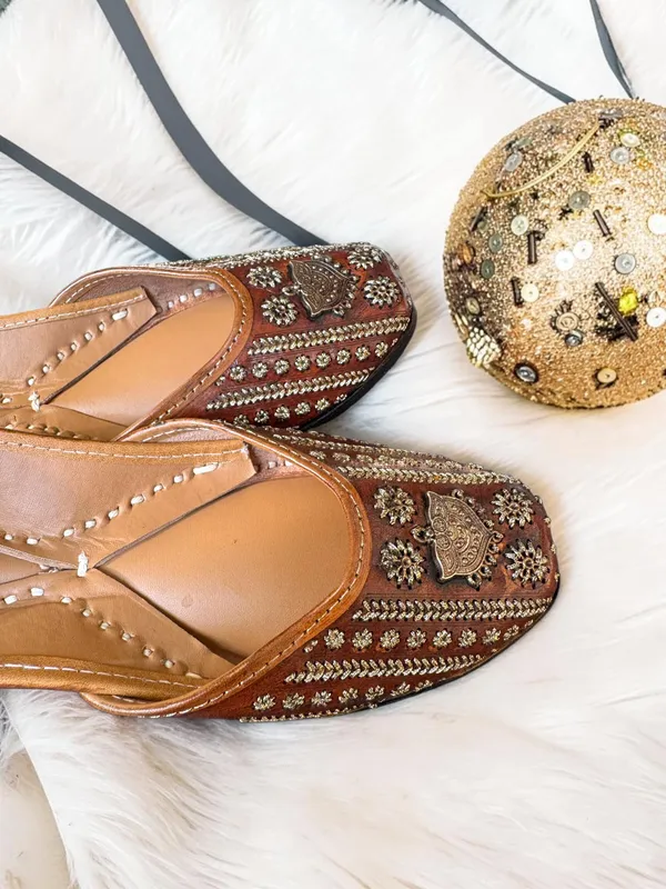 Zuri_Jutti_Brown_Leather_Women