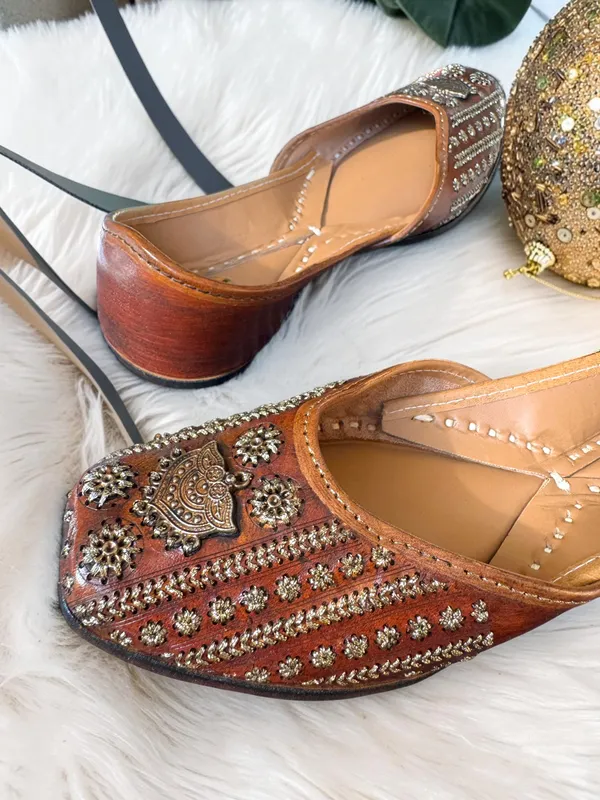 Zuri_Jutti_Brown_Leather_Women