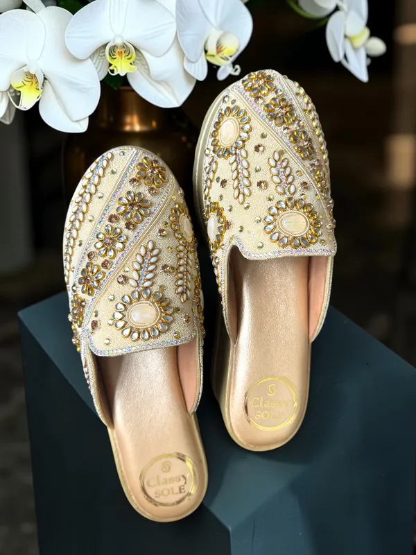 Zareen_Mule_Wedges_Off_white_Shimmer_Leather_Women