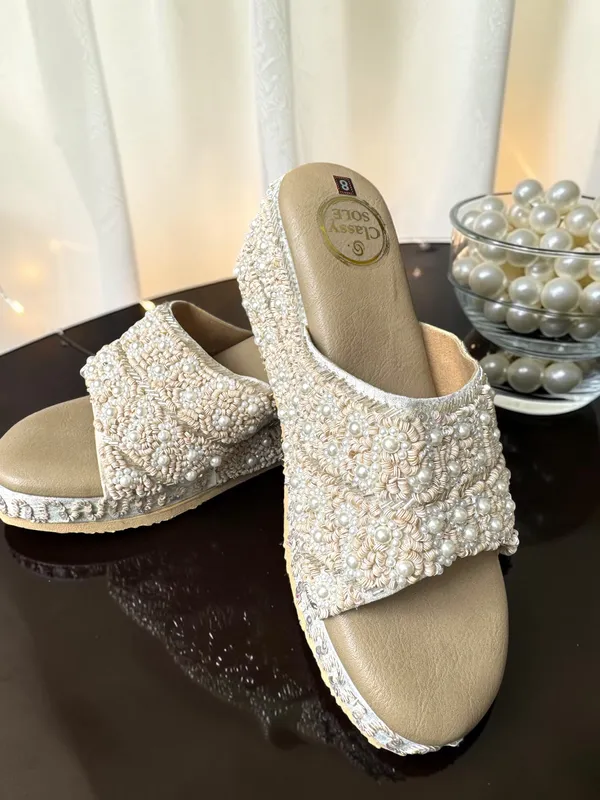 Zohra_Wedges_White_Leather_Women