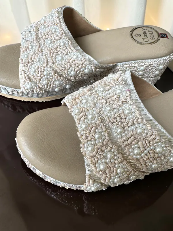 Zohra_Wedges_White_Leather_Women