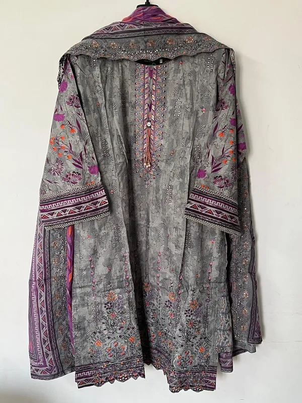 Grey_Printed_Embellished_Long_Kurta_for_Women
