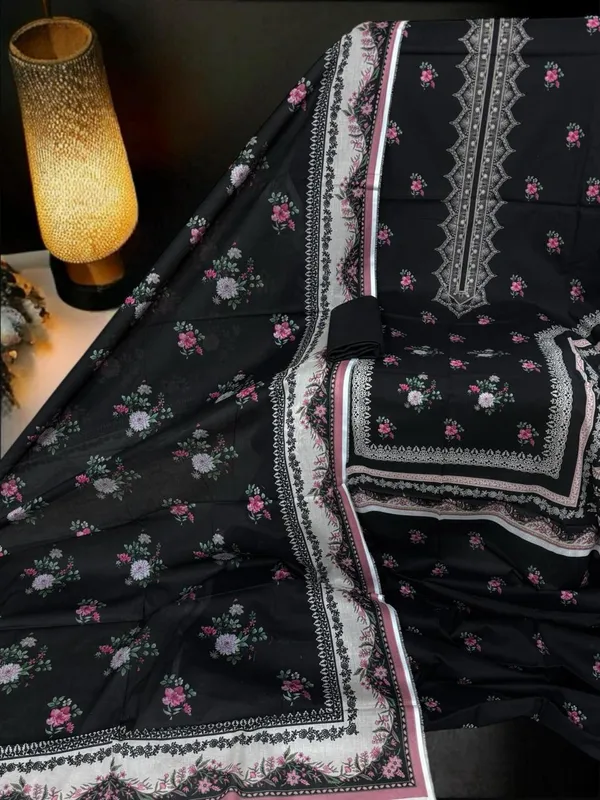 Black_Floral_Printed_Ethnic_Suit_Set_for_Women