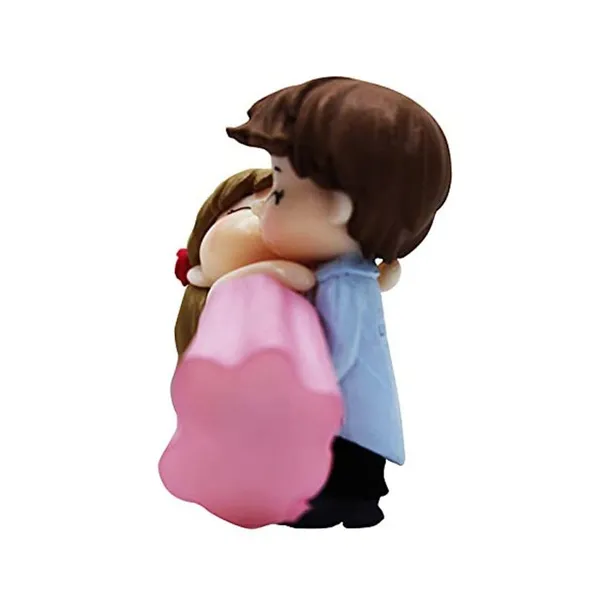 Pickartme_Mini_Couples_Miniature_Valentine_S_Day_Romantic_Gift_For_Girlfriend_Boyfriend_Husband_Wife_Kissing_Love_Couple_Miniature_Boy_Holding_Girl