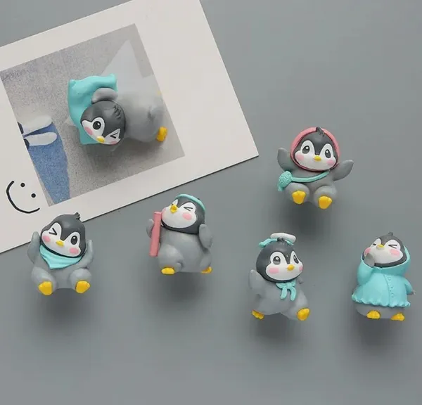 Pickartme_Cute_Penguin_Miniature_Figurines_Showpiece_Diwali_Festive_Decoration_Home_Decor_Table_Car_Dashboard_Bedroom_Office_Penguin