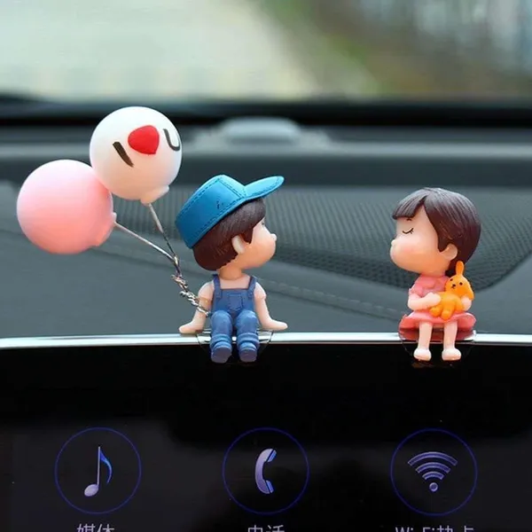 Car_Dashboard_Figurine