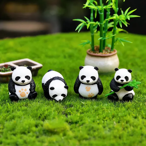 Panda_Miniature_Figurine_Set