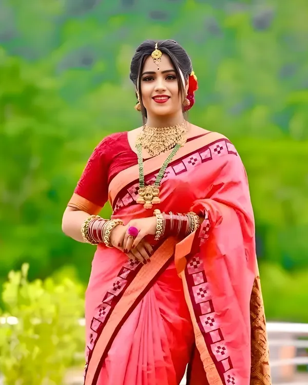 Weaver_Store_Temple_Border_Sambalpuri_Art_Silk_Saree_(Pink)