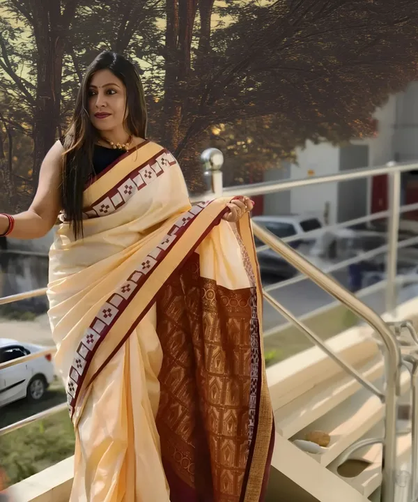 Weaver_Store_Temple_Border_Sambalpuri_Art_Silk_Saree_(Cream)