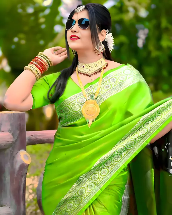 Weaver_Store_Self_Design_Banarasi_Satin_Saree_(Green)