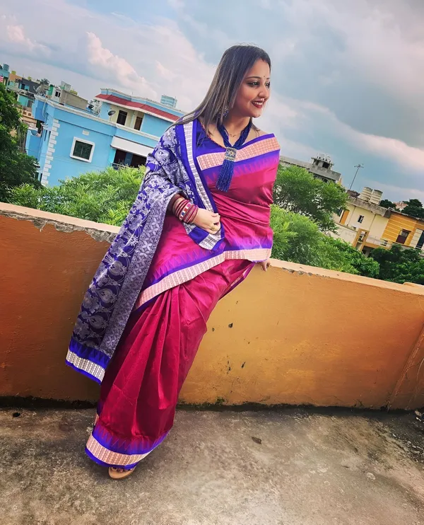 Weaver_Store_Woven_Banarasi_Art_Silk_Saree_(Pink)