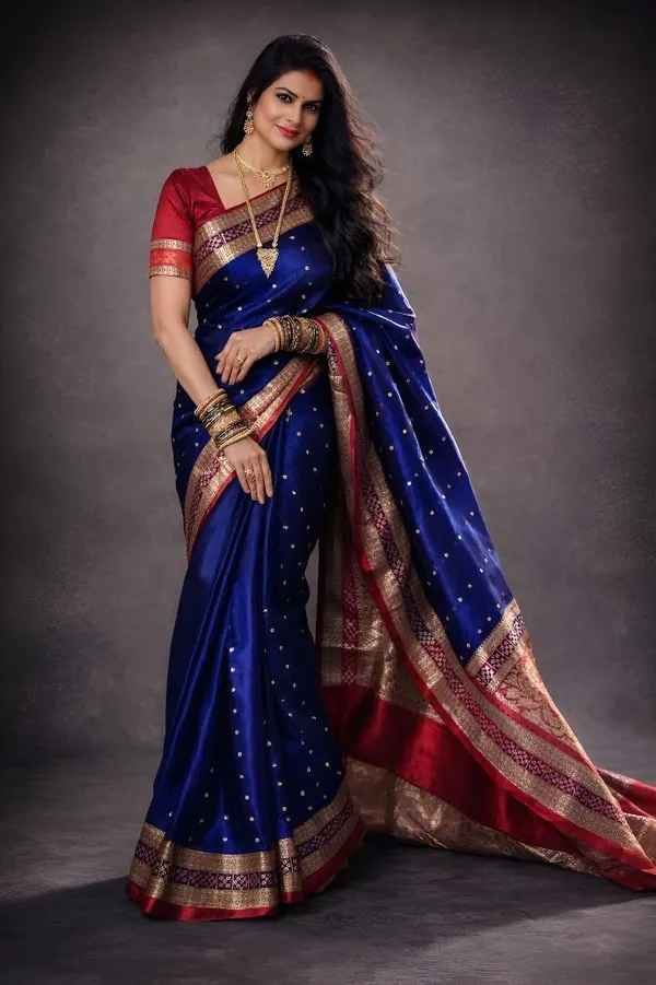 Weaver_Store_Woven_Banarasi_Art_Silk_Saree_(Blue)