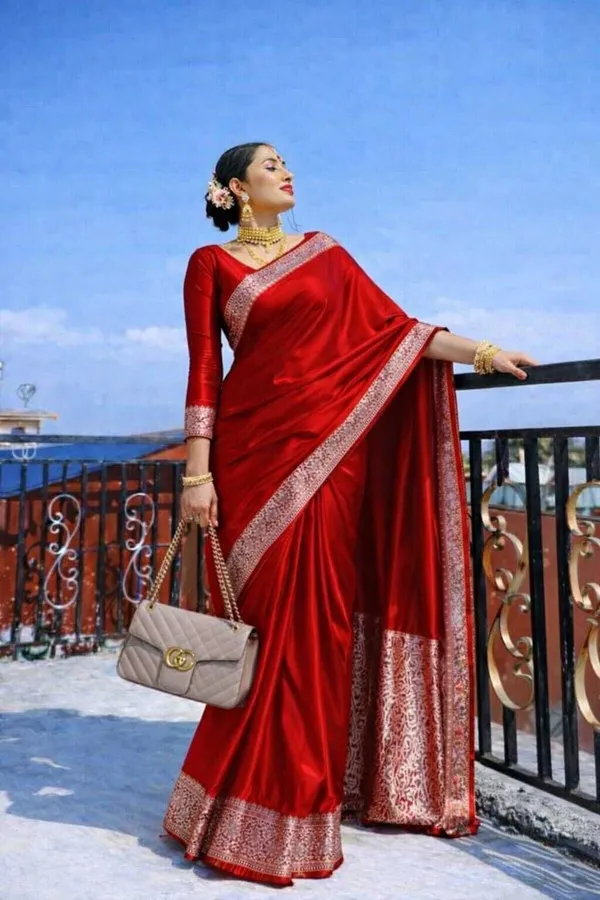 Weaver_Store_Woven_Banarasi_Art_Silk_Saree_(Red)