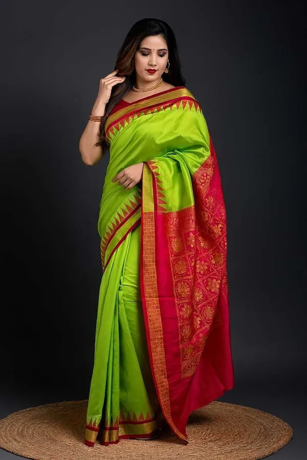 Weaver_Store_Woven_Banarasi_Art_Silk_Saree_(Green)