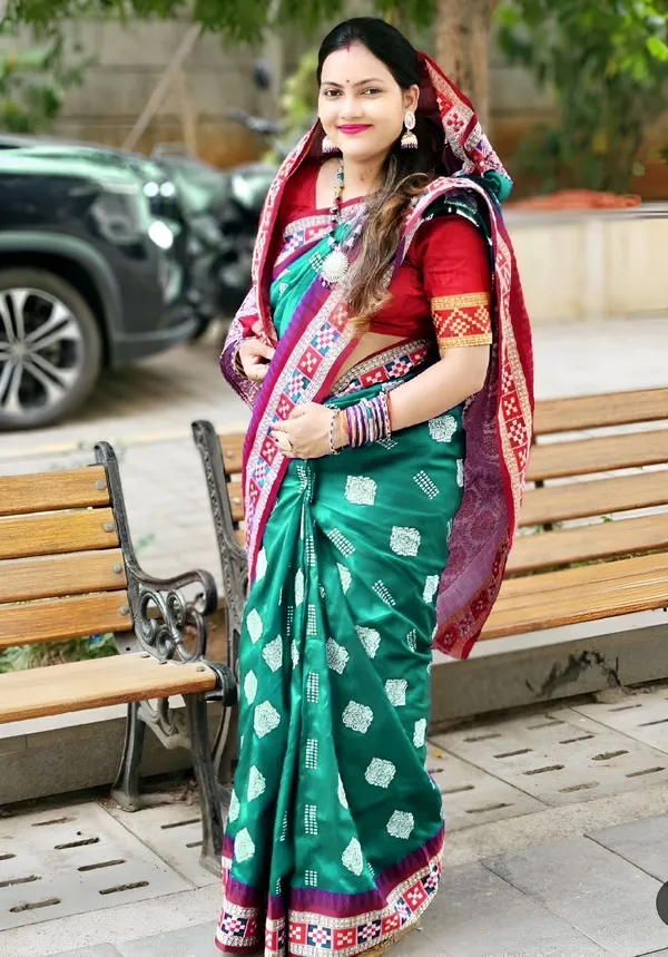Weaver_Store_Woven_Banarasi_Art_Silk_Saree_(Multicolor)