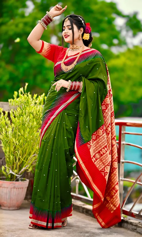Weaver_Store_Woven_Banarasi_Art_Silk_Saree_(Green)