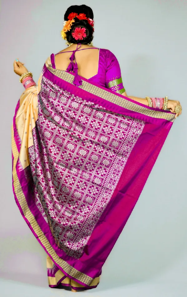 Weaver_Store_Woven_Banarasi_Art_Silk_Saree_(Cream)