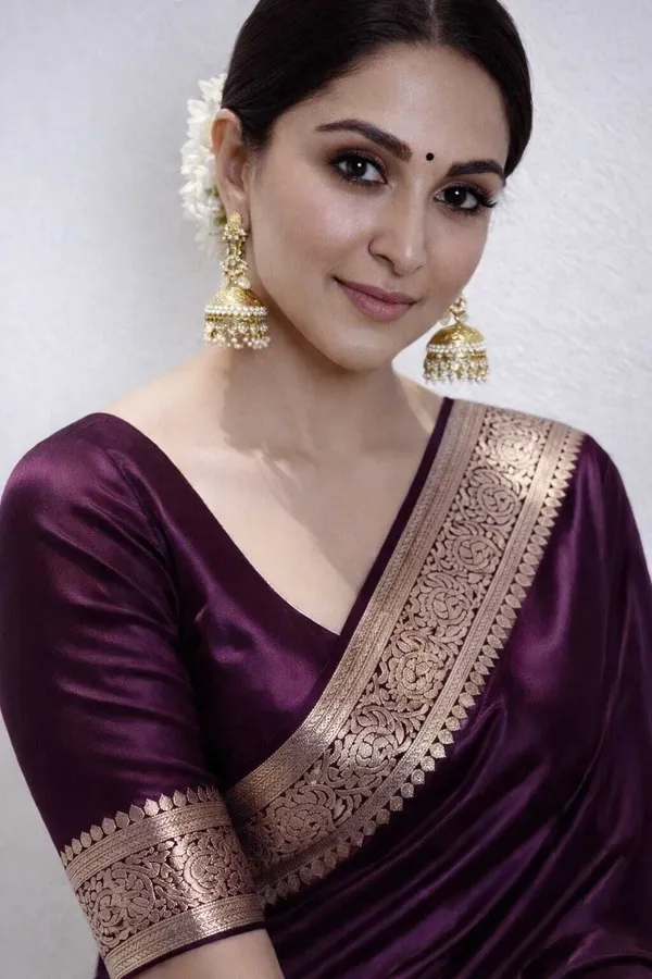 Weaver_Store_Woven_Banarasi_Art_Silk_Saree_(Purple)