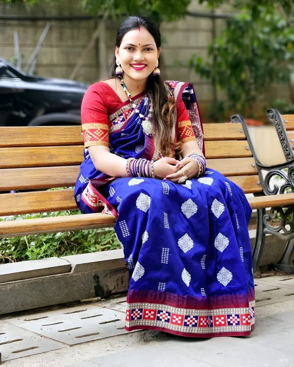 Weaver_Store_Woven_Banarasi_Art_Silk_Saree_(Blue)