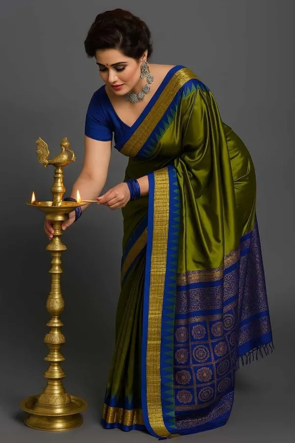 Weaver_Store_Woven_Banarasi_Art_Silk_Saree_(Green)