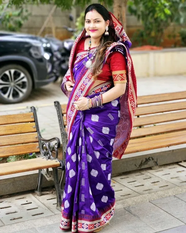 Weaver_Store_Woven_Banarasi_Art_Silk_Saree_(Purple)