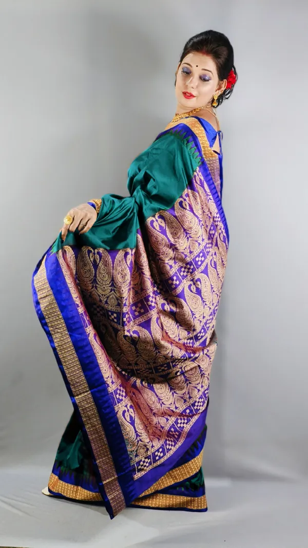 Weaver_Store_Woven_Banarasi_Art_Silk_Saree_(Green)