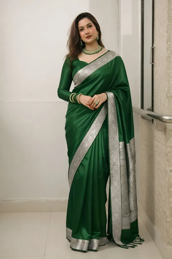 Weaver_Store_Woven_Banarasi_Art_Silk_Saree_(Green)