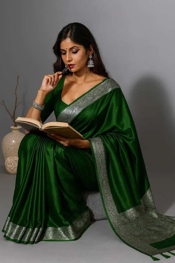 Weaver_Store_Woven_Banarasi_Art_Silk_Saree_(Green)