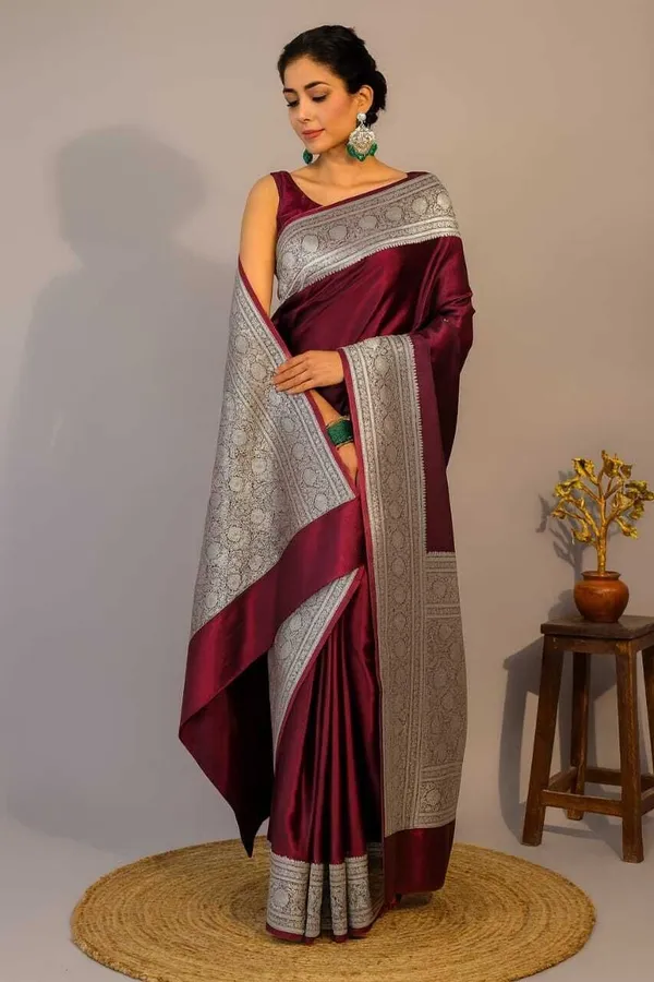 Weaver_Store_Woven_Banarasi_Art_Silk_Saree_(Maroon)