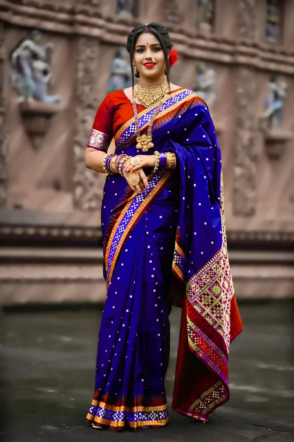 Weaver_Store_Woven_Banarasi_Art_Silk_Saree_(Blue)
