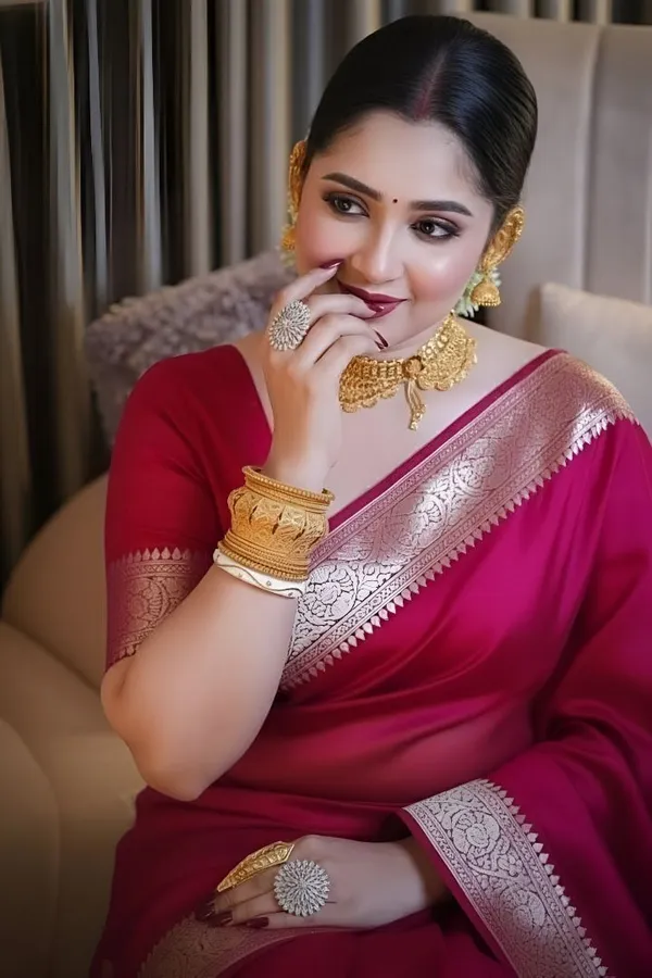Weaver_Store_Woven_Banarasi_Art_Silk_Saree_(Pink)