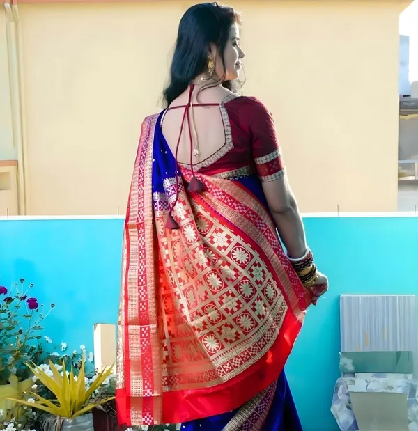 Weaver_Store_Woven_Banarasi_Art_Silk_Saree_(Green)