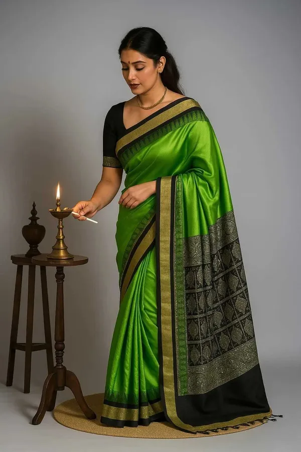 Weaver_Store_Woven_Banarasi_Art_Silk_Saree_(Green)