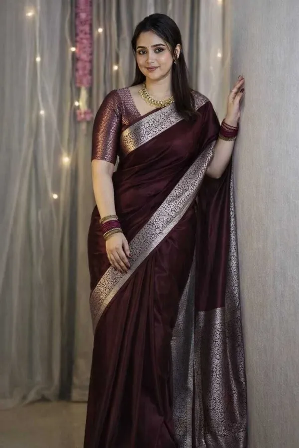 Weaver_Store_Woven_Banarasi_Art_Silk_Saree_(Maroon)