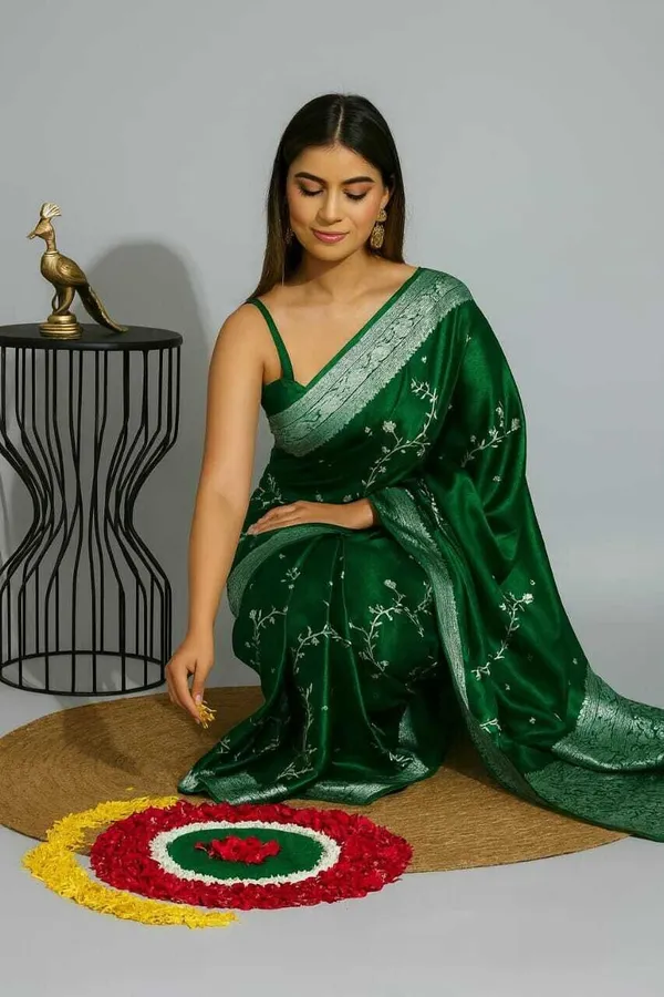 Weaver_Store_Printed_Banarasi_Art_Silk_Saree_(Green)
