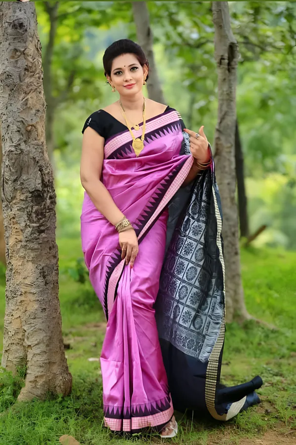 Weaver_Store_Woven_Banarasi_Art_Silk_Saree_(Pink)