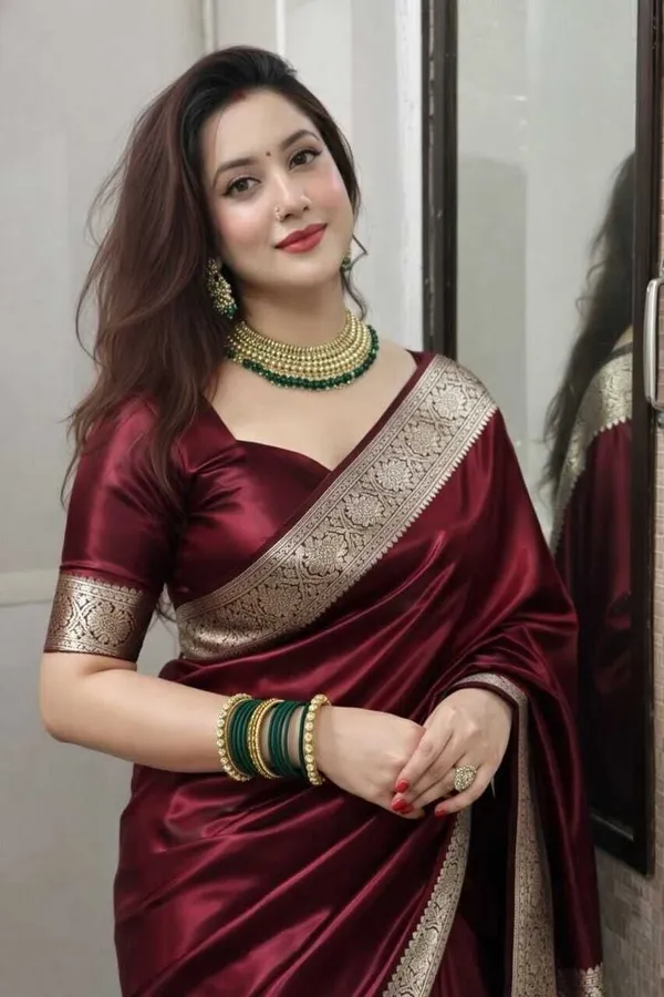 Weaver_Store_Woven_Banarasi_Art_Silk_Saree_(Maroon)